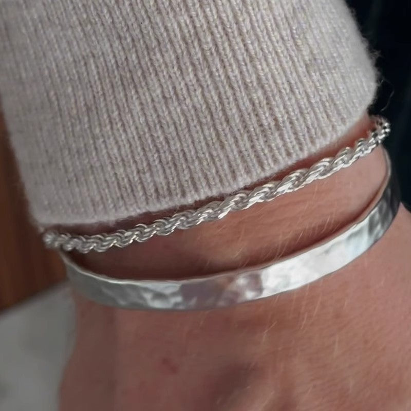 Male And Female Personality Simple Twist Bracelet